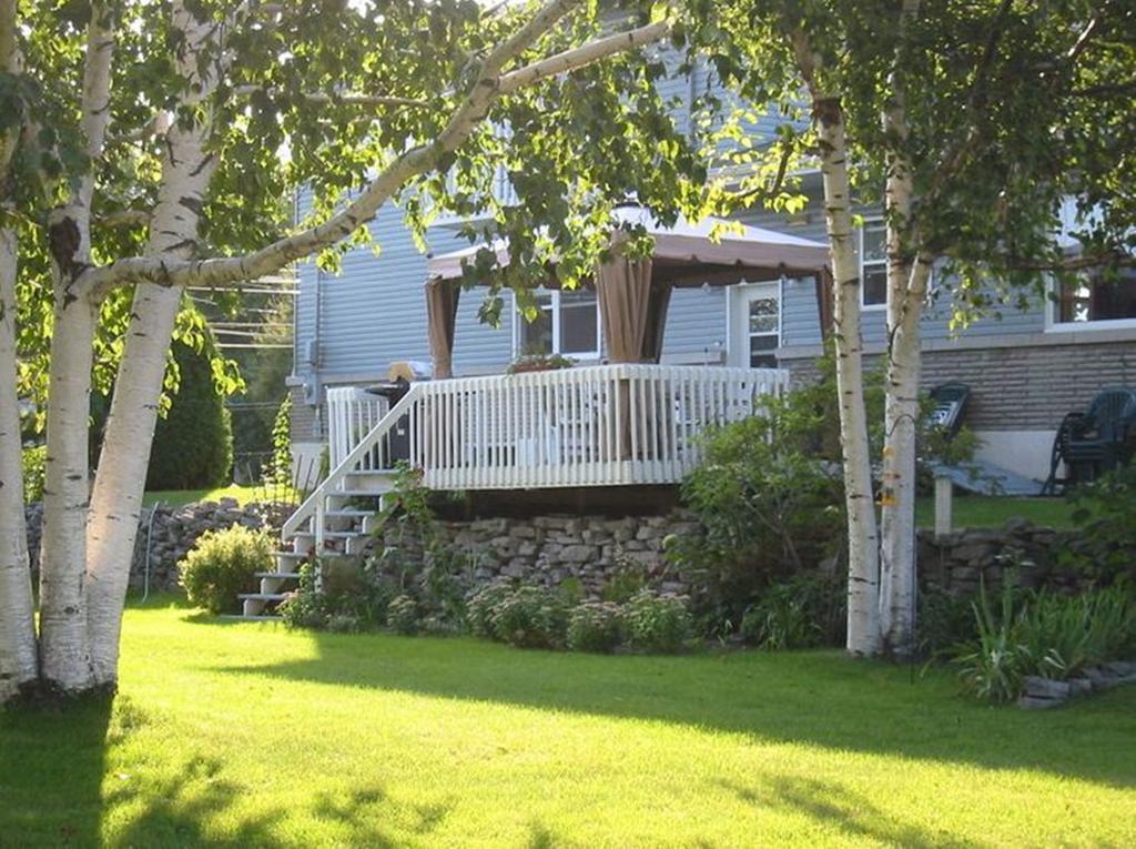 Gite Maison Parc Delormier Trois-Rivieres Exterior photo